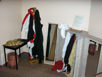 Photo: Jeffersonian uniform items on display at the Historic Trail Interpretive Center.  One of the tremendous things about this interpretive center is that visitors can actually “try on” replicas of the uniforms that the Lewis and Clark expedition wore.