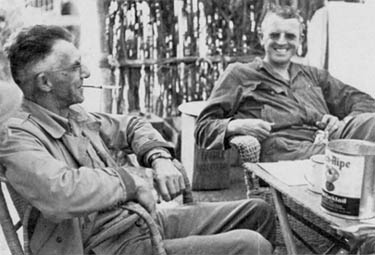 Generals Stillwell (left) and Merrill.